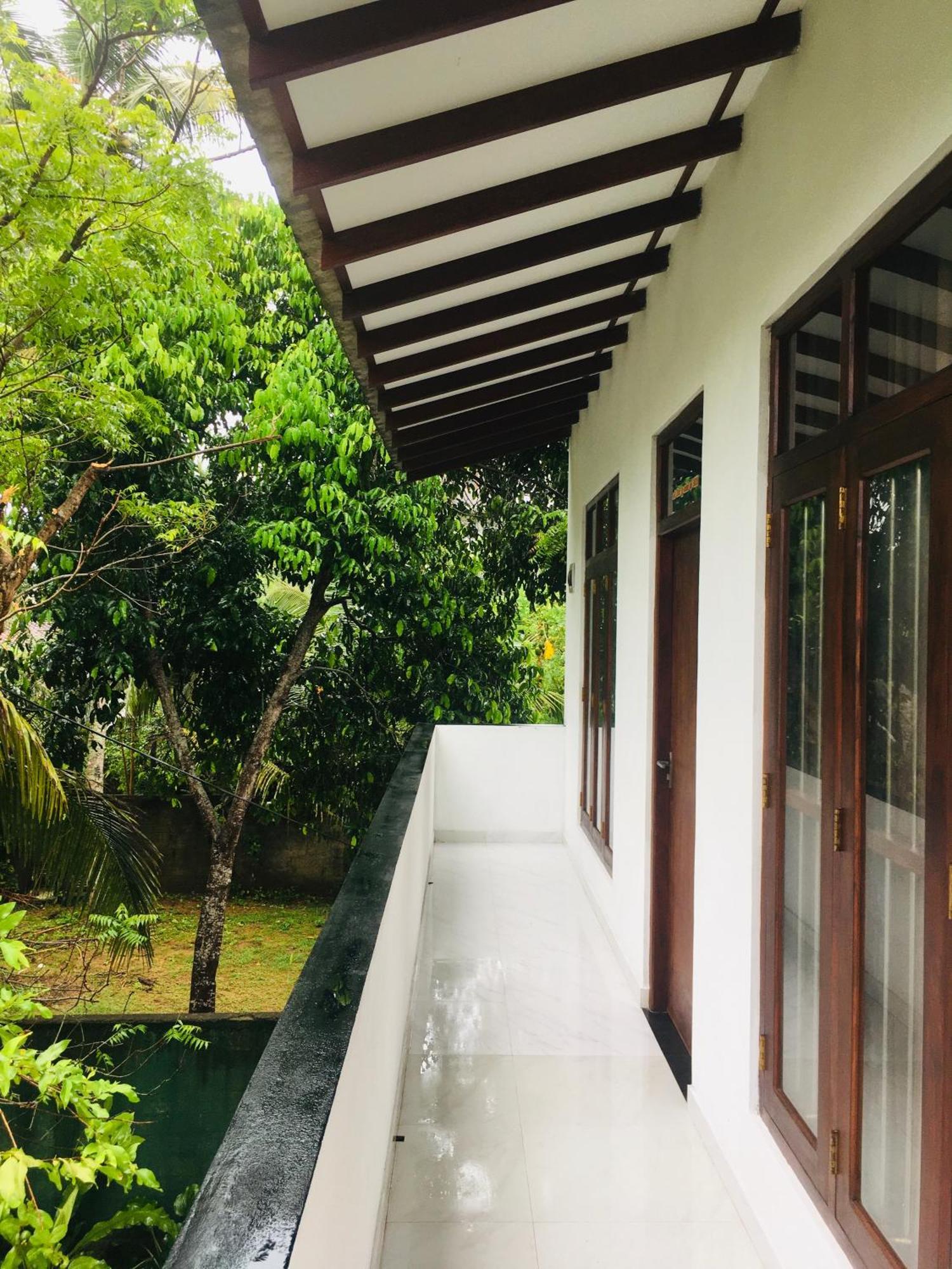 Anthony Guesthouse Hikkaduwa Luaran gambar