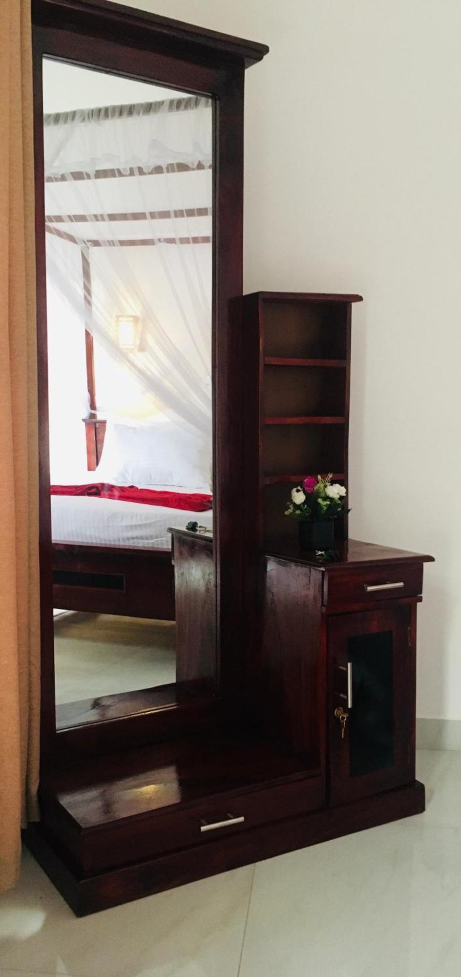 Anthony Guesthouse Hikkaduwa Luaran gambar