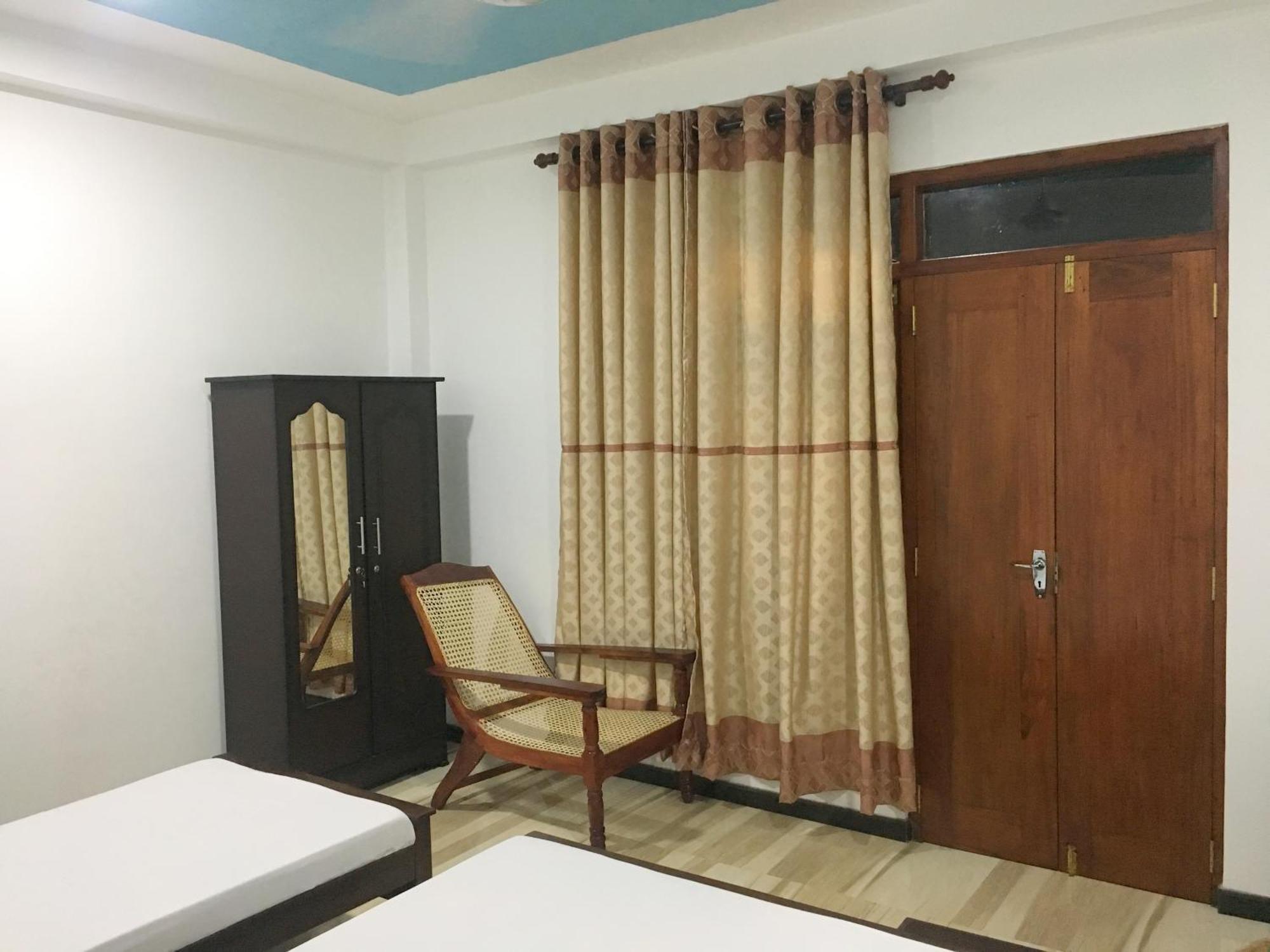 Anthony Guesthouse Hikkaduwa Luaran gambar