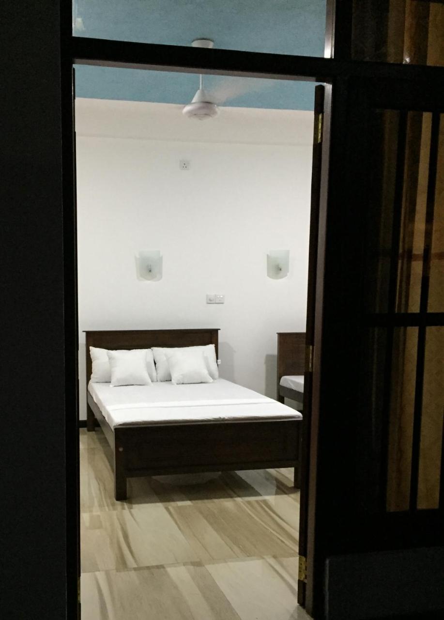 Anthony Guesthouse Hikkaduwa Luaran gambar