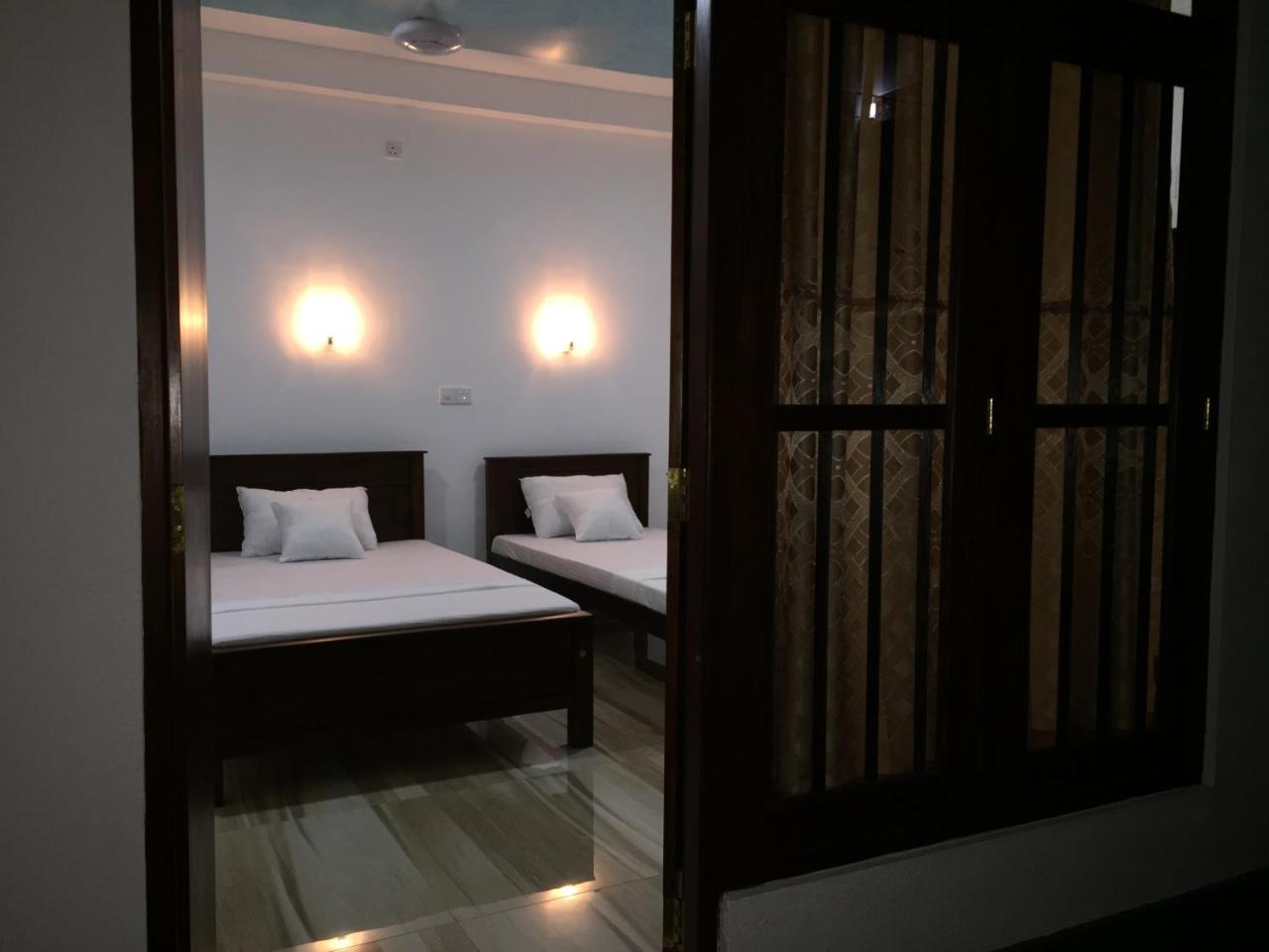 Anthony Guesthouse Hikkaduwa Luaran gambar