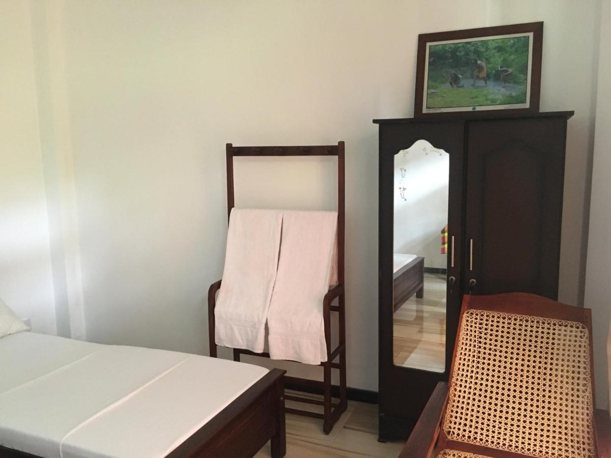 Anthony Guesthouse Hikkaduwa Luaran gambar